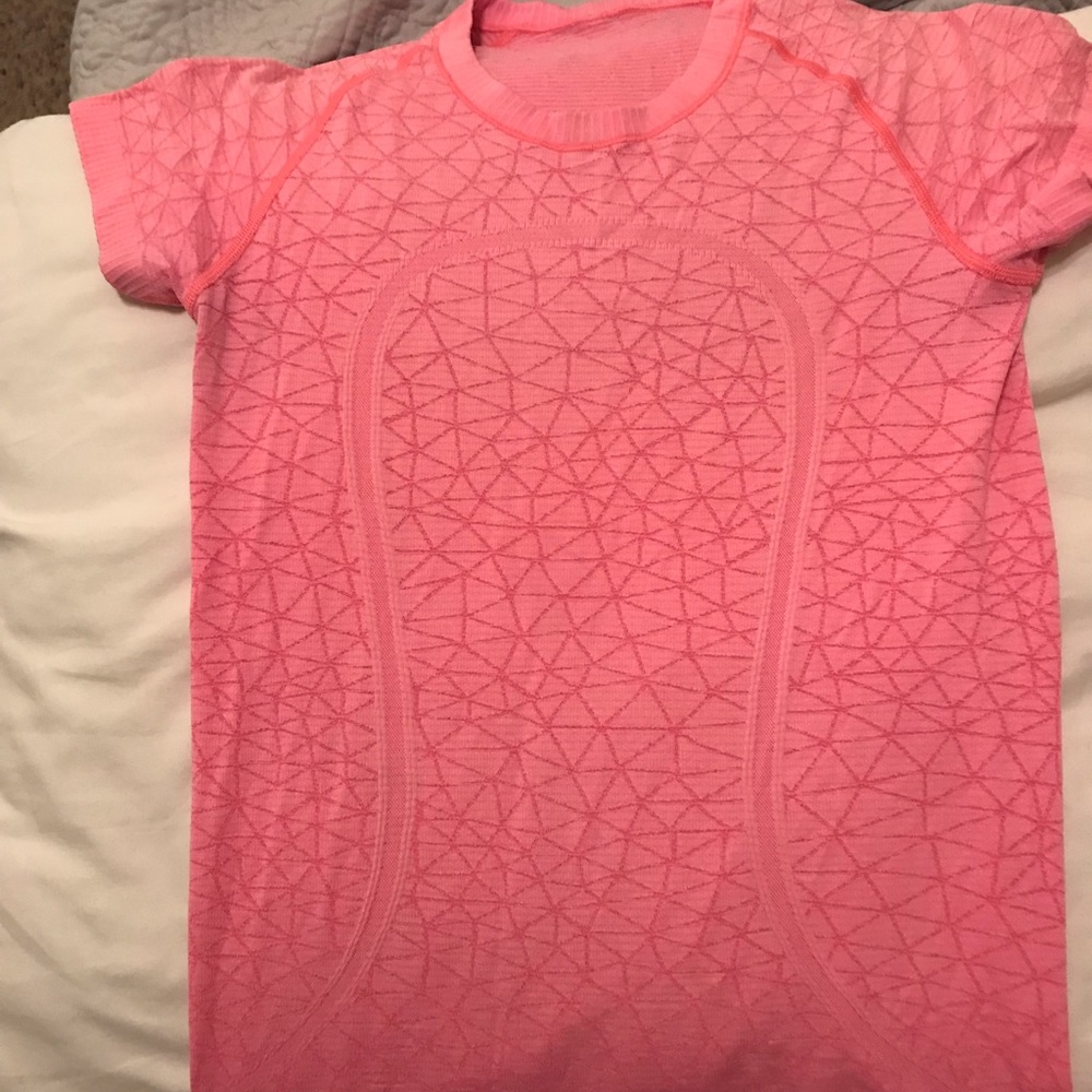 Lululemon Swiftly Tech
